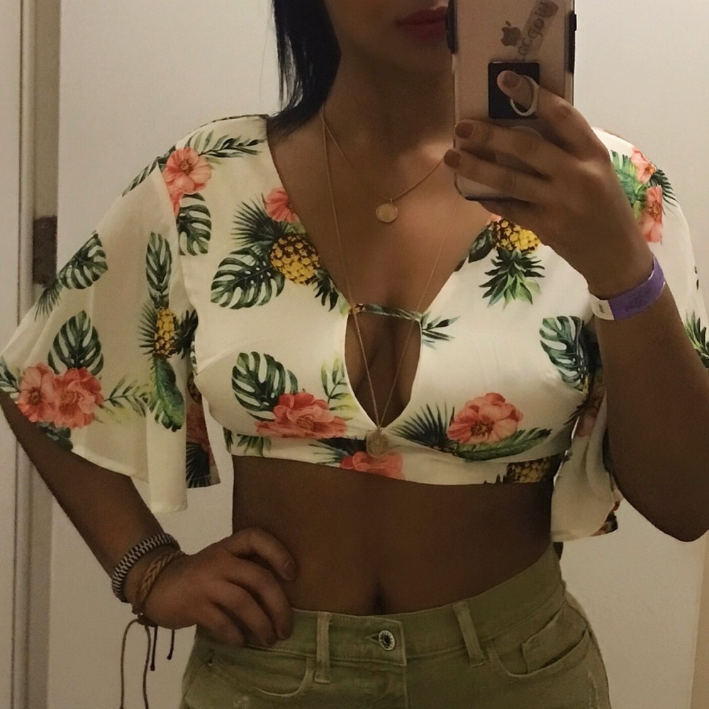 Crop top - Picture 2 of 2